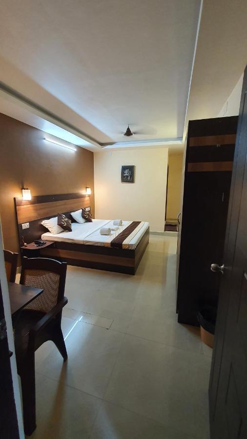 Hotel S4 Residency Chennai Exterior foto