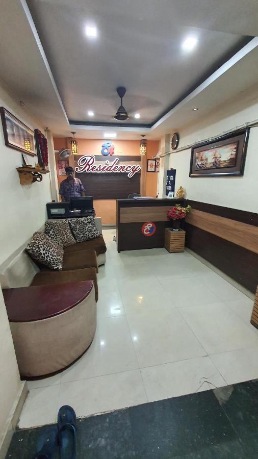 Hotel S4 Residency Chennai Exterior foto